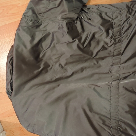 Giorgio Armani ski jacket Neve collection. N. American size L. Dark grey/silver - Picture 5 of 5